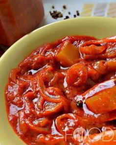 Лечо из кабачков с томатной пастой