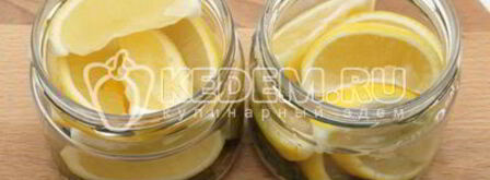 маринованные лимоны с листьями смородины. Шаг 6