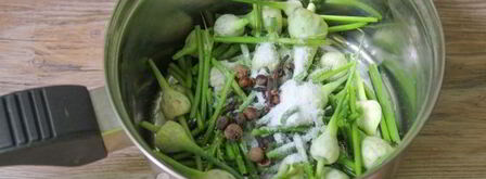 маринованные стрелки чеснока. Шаг 7