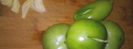 маринованные зеленые помидоры шпигованные чесноком. Шаг 6