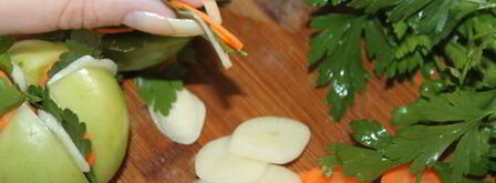 зеленые острые маринованные помидоры. Шаг 3