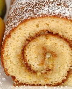 Бисквитный рулет с повидлом