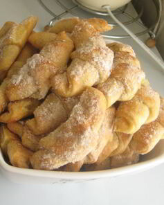 Рулетики из творожного теста с повидлом