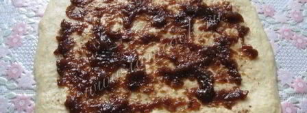 сдобный рулет с повидлом. Шаг 12