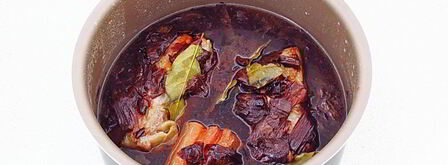 сало в луковой шелухе в мультиварке. Шаг 9