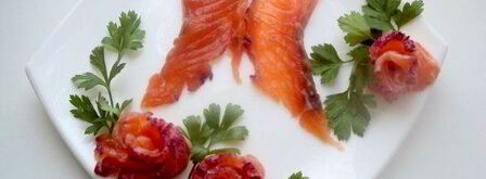 семга малосольная с черной смородиной. Шаг 6