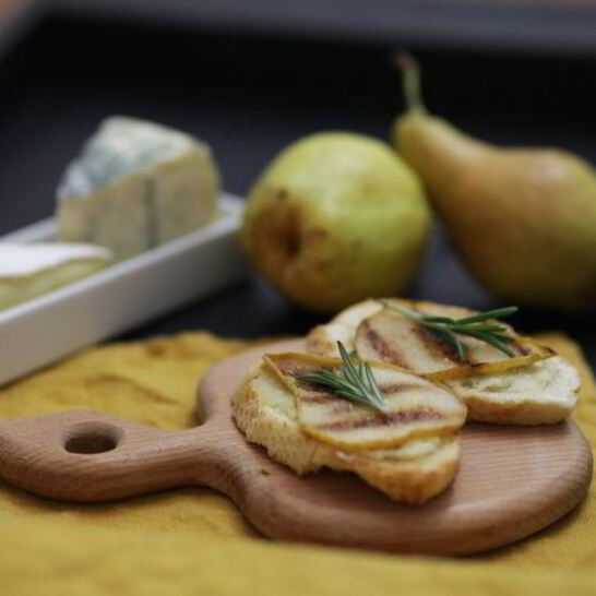Рецепт брускетты с грушей