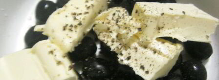 брускетта с кремом из маслин и помидорами. Шаг 4