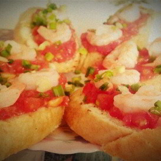 Рецепт брускетты с креветками и авокадо