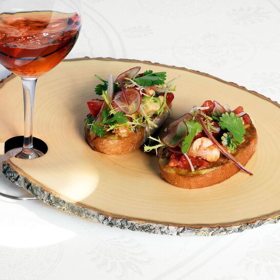 Рецепт брускетты с креветками и муссом из авокадо