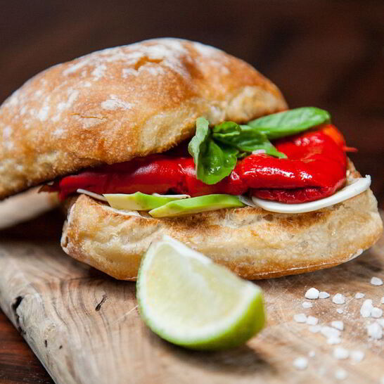 Рецепт брускетты с печеным болгарским перцем