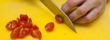 брускетта с помидорами и оливками. Шаг 3