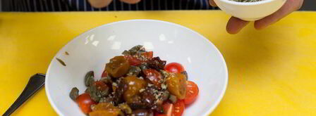 брускетта с помидорами и оливками. Шаг 6