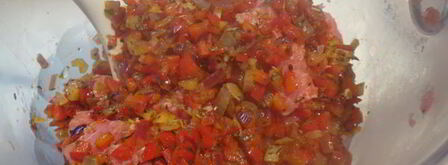 бургер по-кадженски с соусом из хрена и сметаны. Шаг 3