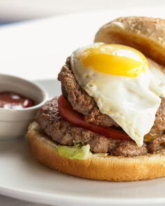 Бургер с двумя котлетами