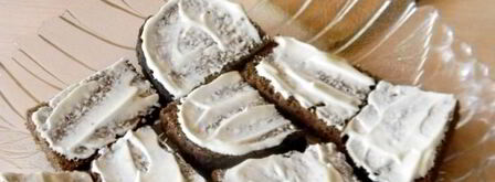 бутерброды с красной рыбой и огурцом. Шаг 7