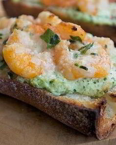 Бутерброды с креветками и сыром