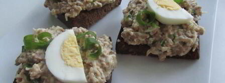 бутерброды с печенью минтая. Шаг 8