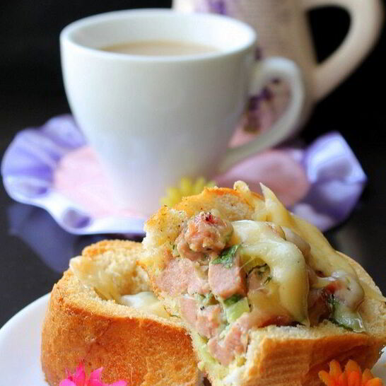 Рецепт горячих бутербродов к завтраку