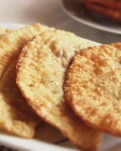 Чебуреки постные с грибами и гречкой