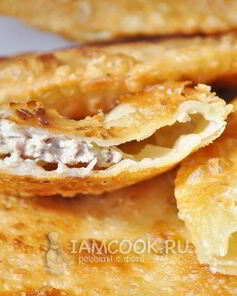 Чебуреки с филе индейки