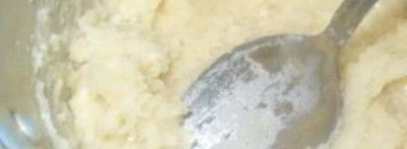 тесто для чебуреков хрустящее. Шаг 3