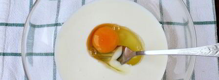 тесто для чебуреков на кефире. Шаг 4