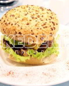 Чизбургер с беконом