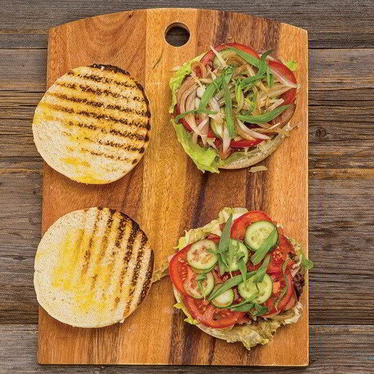 Рецепт чизбургера с говядиной коби и запеченным картофелем