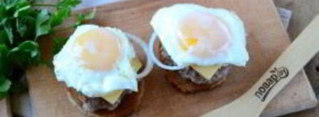 чизбургер с гренками и яйцом. Шаг 6