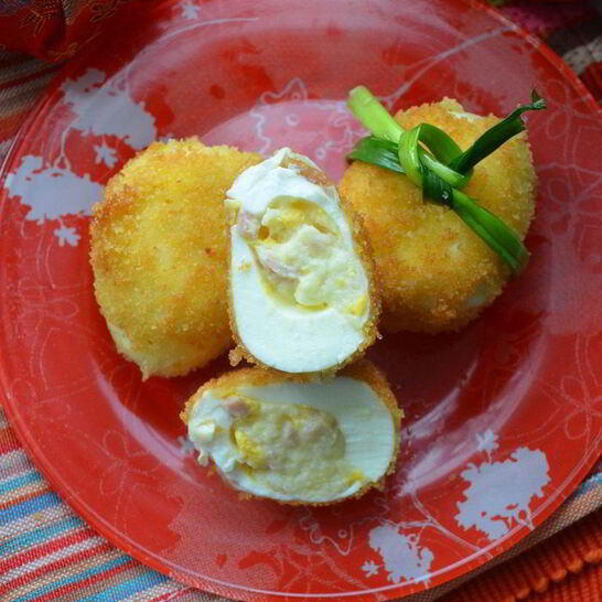 Рецепт фаршированных яиц в сухарях