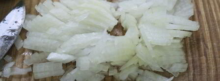 яйца фаршированные луком. Шаг 3