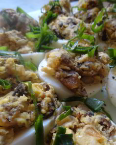 Яйца фаршированные с грибами