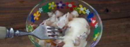 яйца, фаршированные сельдью. Шаг 3