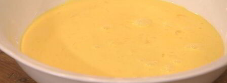 французские гренки с прошутто и салатом из руколы. Шаг 3