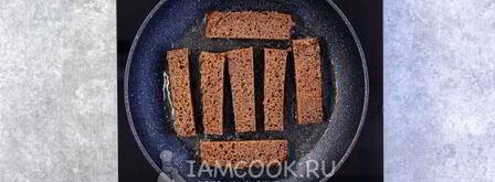 гренки из бородинского хлеба с чесноком. Шаг 11