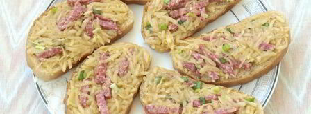 гренки к пиву с колбасой. Шаг 4