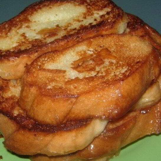 Рецепт нежных гренков с сахаром