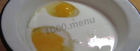 сладкие гренки с яйцом и молоком. Шаг 5