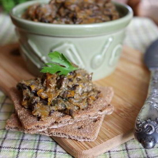 Рецепт грибной икры с овощами