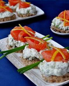 Канапе закусочные с семгой и сырным кремом