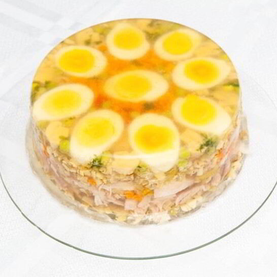 Рецепт куриного холодца с яйцами