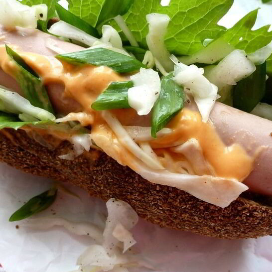 Рецепт хот-дога с капустным салатом