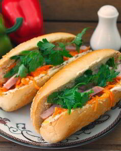 Хот-дог с ветчиной