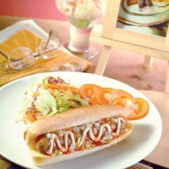 Рецепт хот-догов с капустным салатом по-азиатски