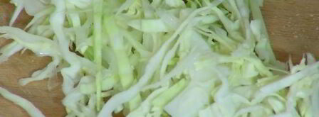 хот-доги с зелеными овощами и горчичным майонезом. Шаг 5