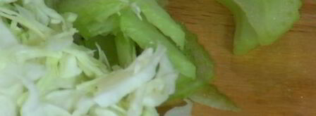 хот-доги с зелеными овощами и горчичным майонезом. Шаг 6