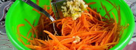 морковь по-корейски с приправой. Шаг 7