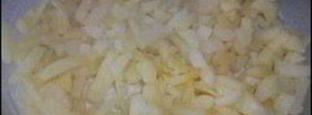 омлет с картошкой, сосисками, зеленью и плавлеными сырками в духовке. Шаг 9