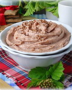 Паштет из фасоли с кумином и семенем льна